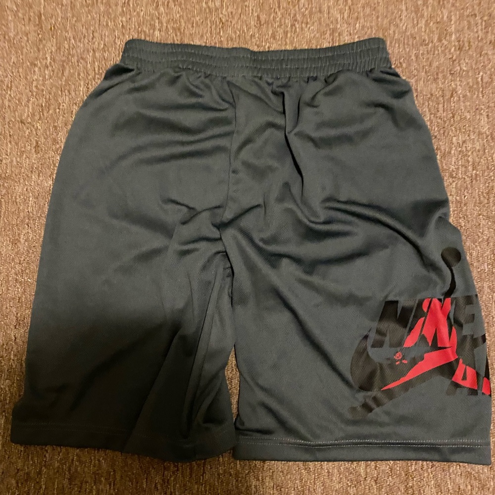 Boys jordan shorts
